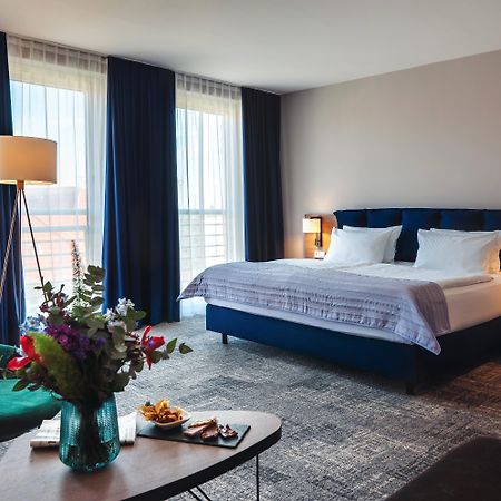 Holiday Inn Berlin City Center East Prenzlauer Berg By Ihg Екстериор снимка